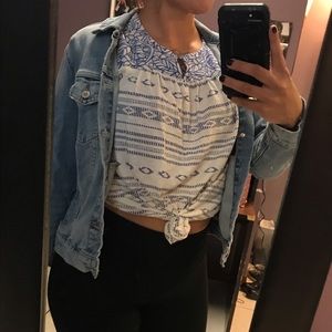 🥀LUCKY BRAND EMBROIDERED STITCHING🧵 TOP🥀